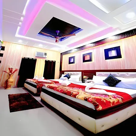Taj Square A Luxurious Family Homestay